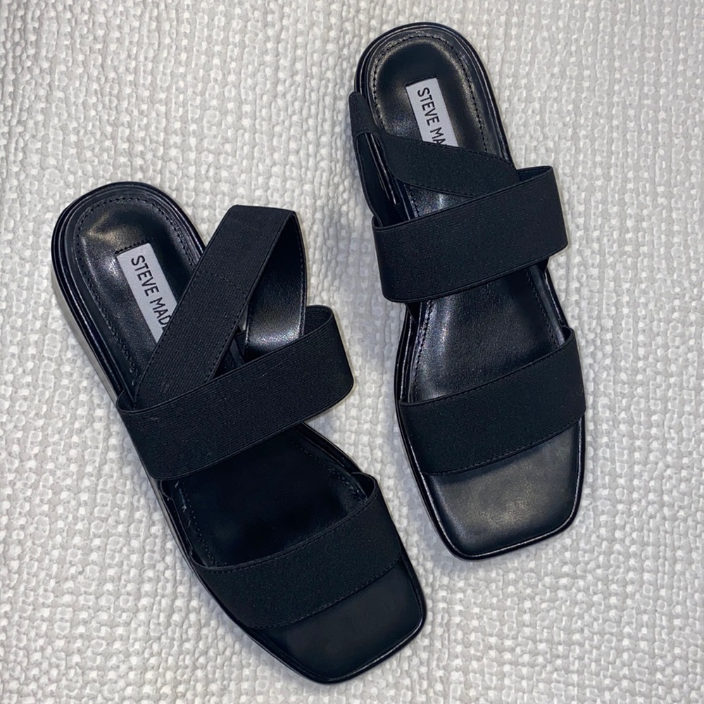Steve Madden Bexlee Platform Sandal